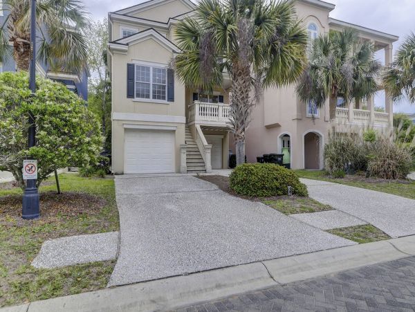 Hilton Head Vacation Pool Home Sleeps 12 Guests