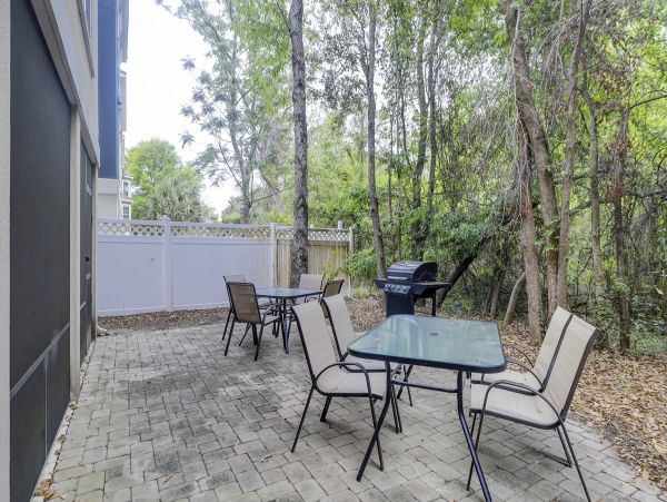Hilton Head Vacation Pool Home Sleeps 12 Guests