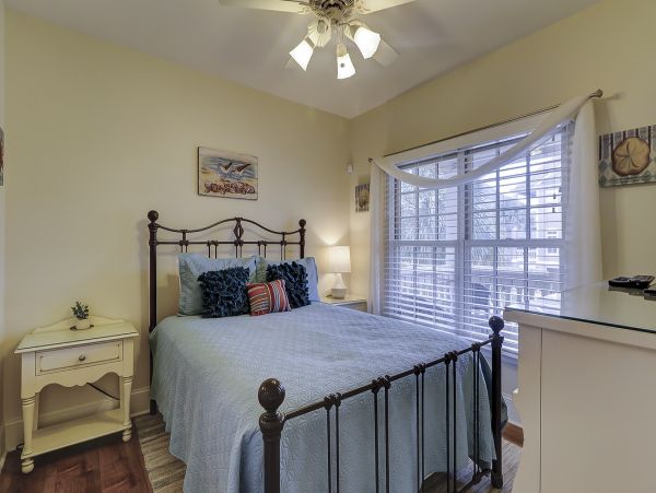 Hilton Head Vacation Pool Home Sleeps 12 Guests