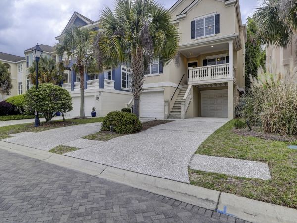 Hilton Head Vacation Pool Home Sleeps 12 Guests