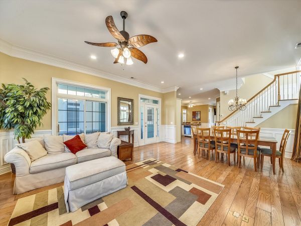 Hilton Head Vacation Rental 5 Bedroom & Private Pool Sleeps 12