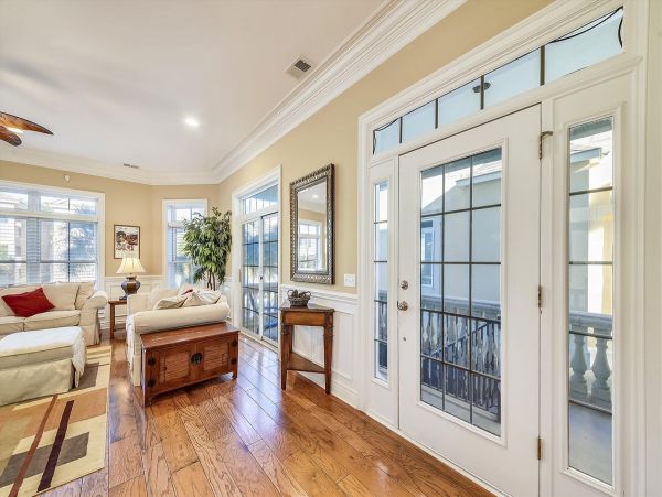 Hilton Head Vacation Rental 5 Bedroom & Private Pool Sleeps 12