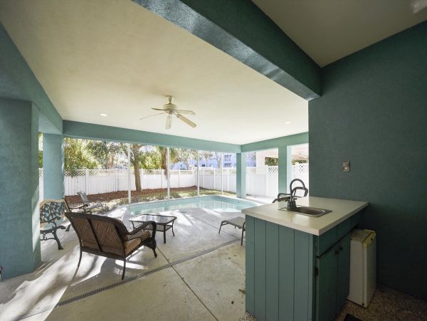 Hilton Head Vacation Rental 5 Bedroom & Private Pool Sleeps 12