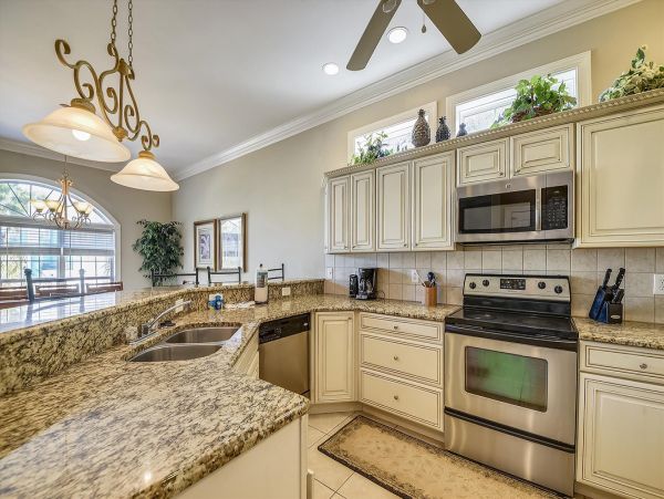 Hilton Head Five Bedroom Home With Private Pool