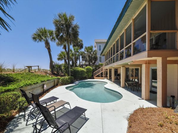 Oceanfront Hilton Head Island Rental with Pool & Beach Access
