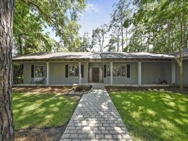 Hilton Head Vacation Pool Home Stroll to Beach Access