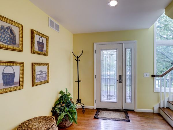 5 Bedrooms Walk to Beach Home in North Forest Beach