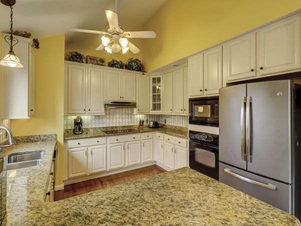 5 Bedrooms Walk to Beach Home in North Forest Beach