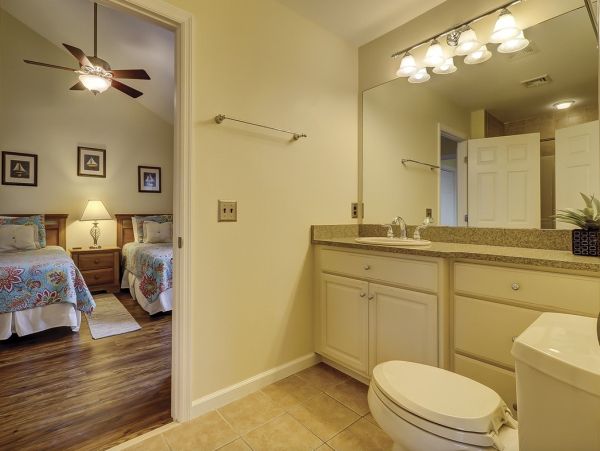 5 Bedrooms Walk to Beach Home in North Forest Beach