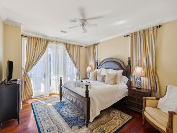 Hilton Head Vacation Rental Home - Luxury Hilton Head Beach House with Pool & Spa