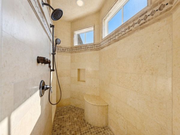 Hilton Head Vacation Rental Home - Luxury Hilton Head Beach House with Pool & Spa