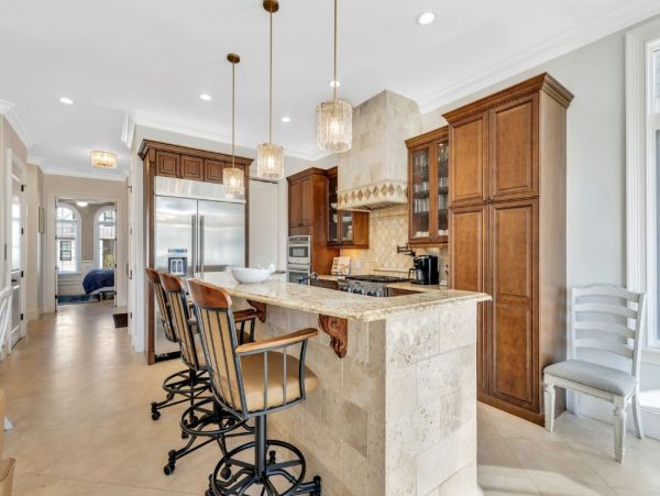 Hilton Head Vacation Rental Home - Luxury Hilton Head Beach House with Pool & Spa