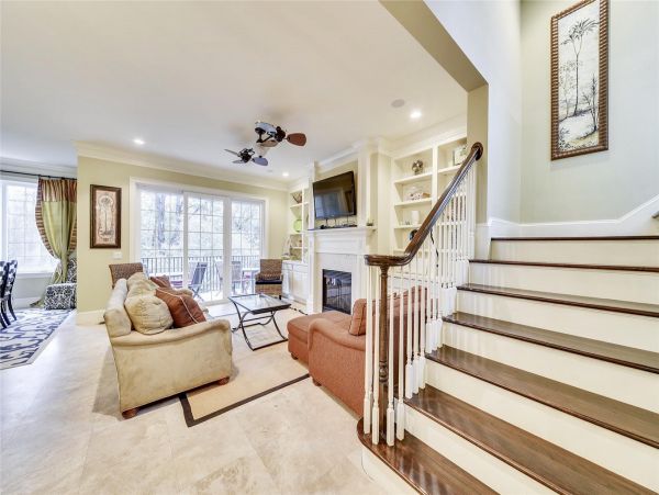 Spacious Six Bedroom Vacation Home in Hilton Head