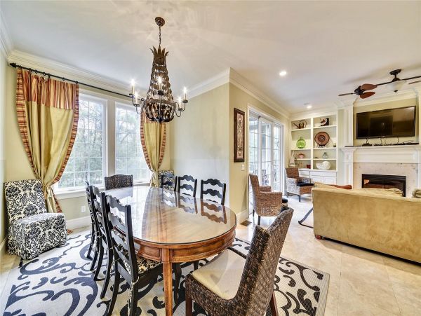 Spacious Six Bedroom Vacation Home in Hilton Head