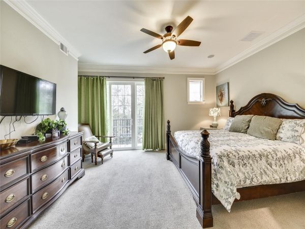 Spacious Six Bedroom Vacation Home in Hilton Head