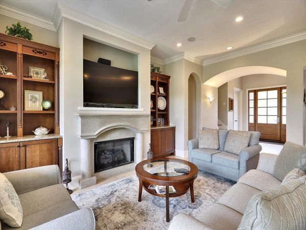 Hilton Head Vacation Home Seven Bedroom Walk to Beach