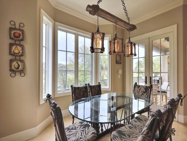 Hilton Head Vacation Home Seven Bedroom Walk to Beach