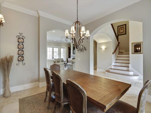 Hilton Head Vacation Home Seven Bedroom Walk to Beach