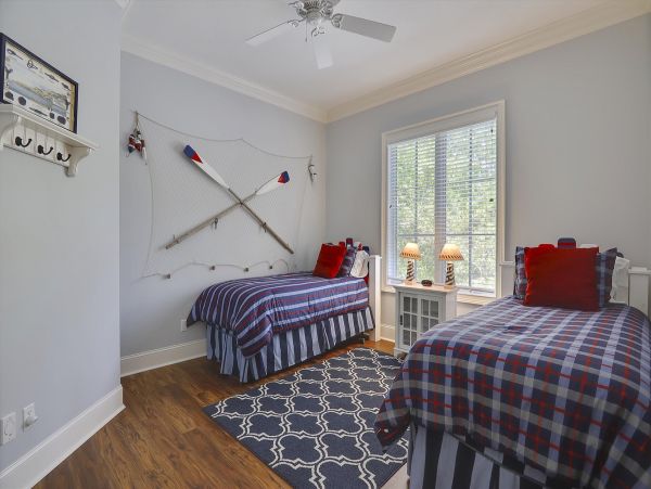 Hilton Head Vacation Home Seven Bedroom Walk to Beach