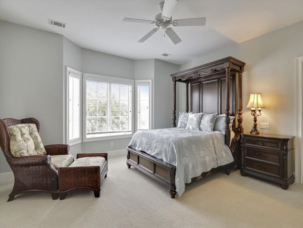 Hilton Head Vacation Home Seven Bedroom Walk to Beach