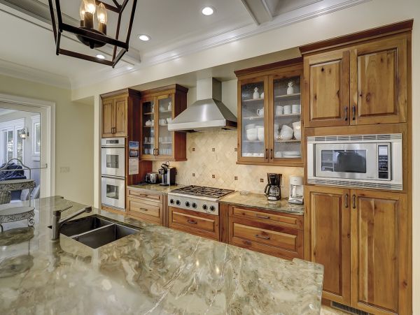 Great Home with Pool and Spa in Hilton Head Sleeps 22 Guests
