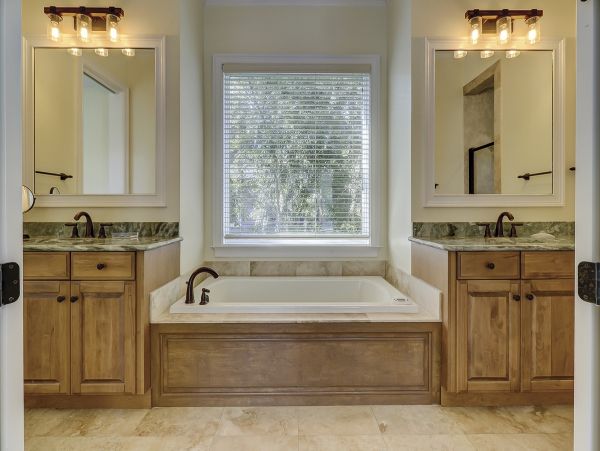 Great Home with Pool and Spa in Hilton Head Sleeps 22 Guests