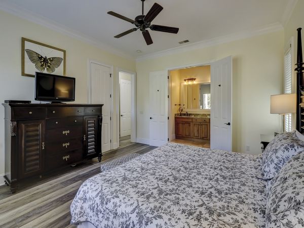 Great Home with Pool and Spa in Hilton Head Sleeps 22 Guests