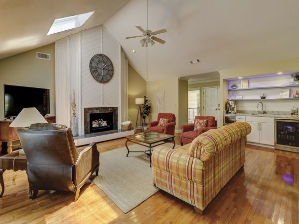 Hilton Head Lovely Accommodation Three Bedrooms Sleeps 12