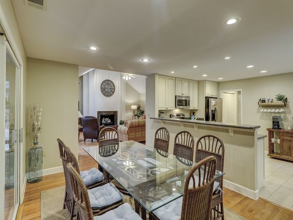 Hilton Head Lovely Accommodation Three Bedrooms Sleeps 12