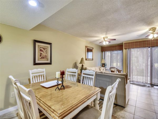 Walk to The Beach from this Lovely Shipyard Residence