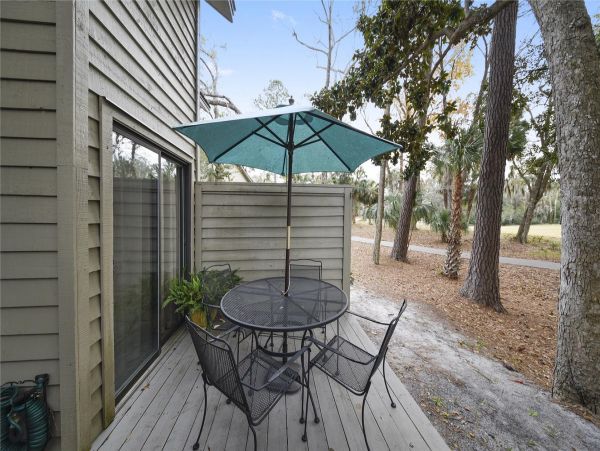 Walk to The Beach from this Lovely Shipyard Residence