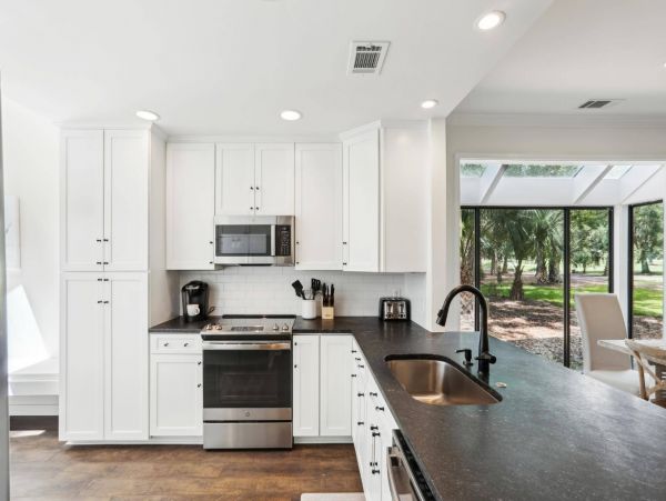 Hilton Head Golf Course View Three Bedroom Vacation Villa