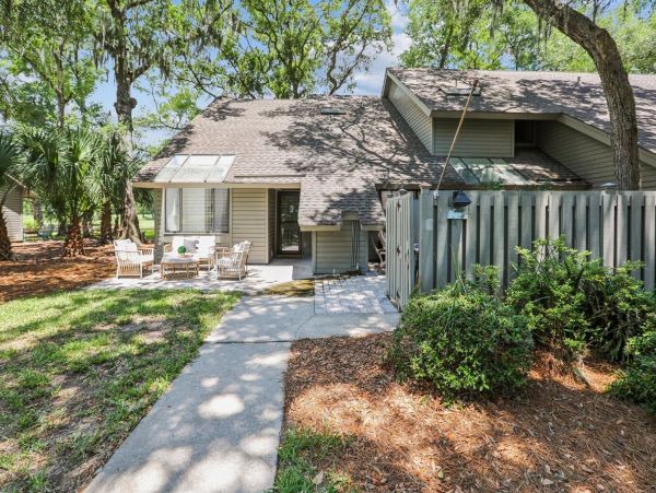 Hilton Head Golf Course View Three Bedroom Vacation Villa