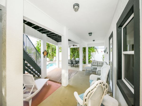 Holmes Beach Waterfront 4 Bedroom Home & Boat Dock