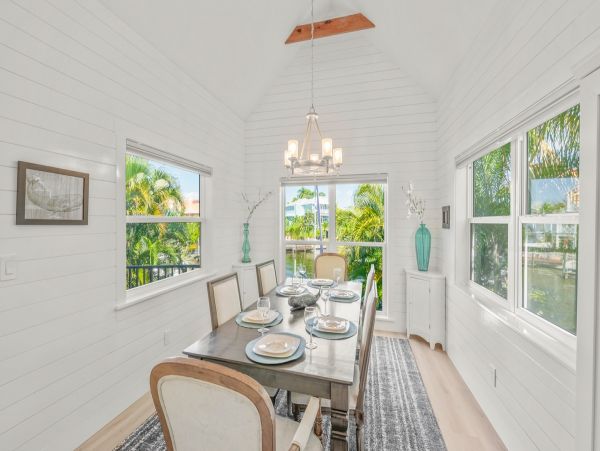 Holmes Beach Waterfront 4 Bedroom Home & Boat Dock