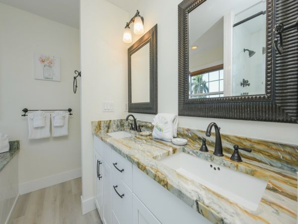 Holmes Beach Waterfront 4 Bedroom Home & Boat Dock