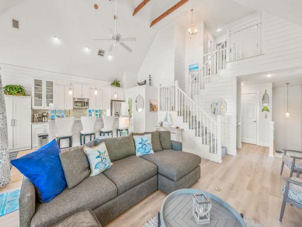 Holmes Beach Waterfront 4 Bedroom Home & Boat Dock