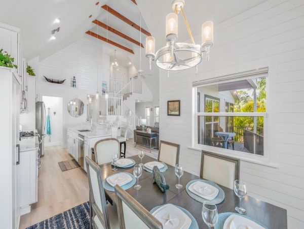 Holmes Beach Waterfront 4 Bedroom Home & Boat Dock