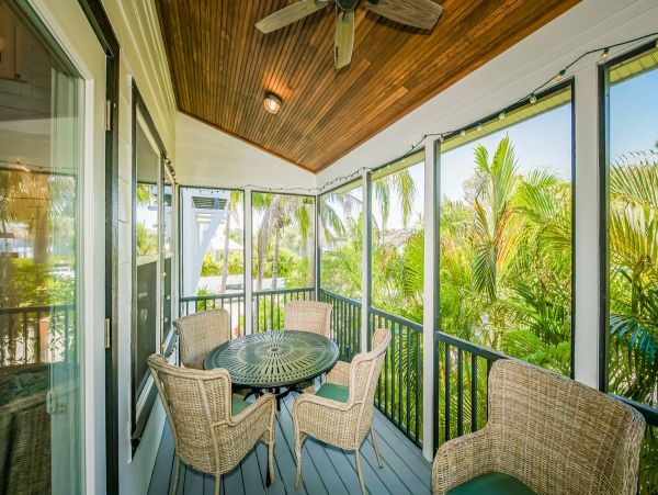 Holmes Beach Waterfront 4 Bedroom Home & Boat Dock