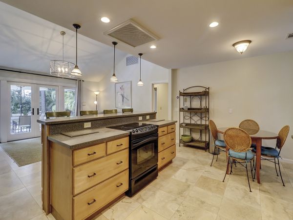 Shipyard Plantation pet friendly home