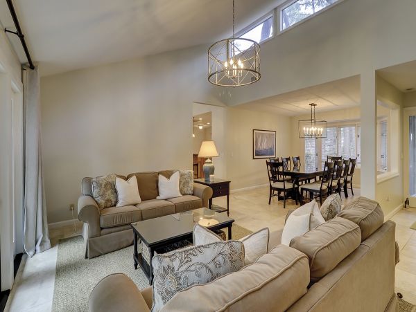 Shipyard Plantation pet friendly home