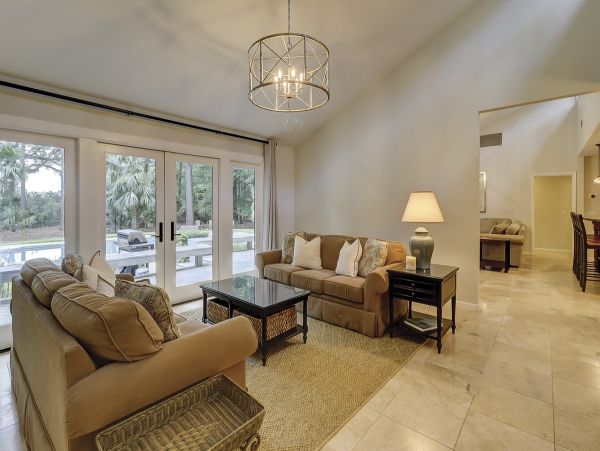 Shipyard Plantation pet friendly home