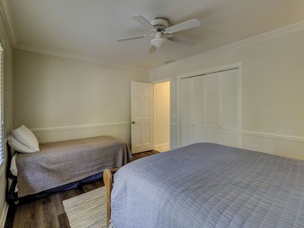 Shipyard Plantation pet friendly home