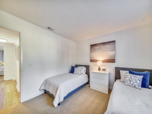 Chic Beach Condo