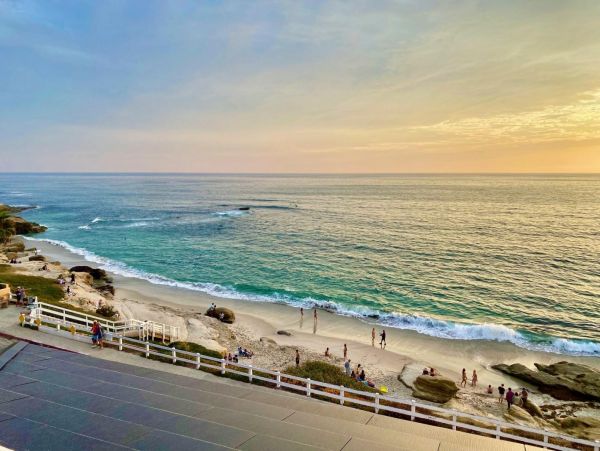Beautiful Four Bedroom Home La Jolla Beachfront