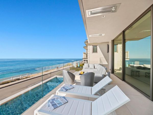 Beautiful Four Bedroom Home La Jolla Beachfront
