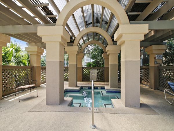 Charming Hilton Head Retreat