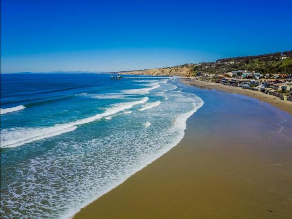 Close walk to Kellogg Beach