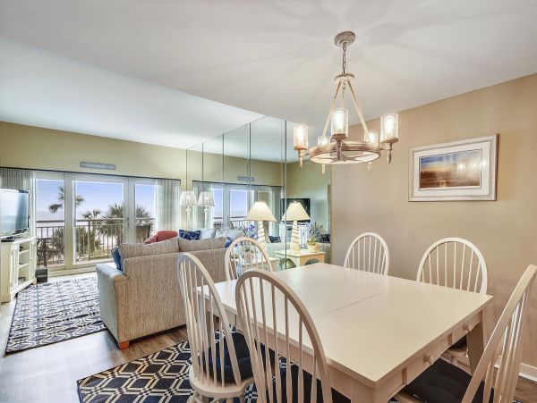 Beachfront Two Bedroom Vacation Condo Rental in Hilton Head