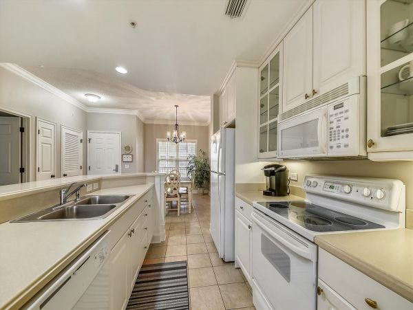 Hilton Head Two Bedroom Vacation Rental on 3rd Floor